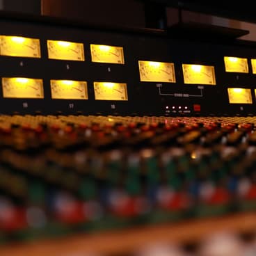 Mezcla y masterización gratis contratando el servicio de grabación